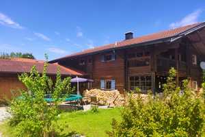 Uriges Holzhaus im Ostallgäu mit Einliegerwohnung – Ostallgäu (Kreis) – Vorschaubild 2