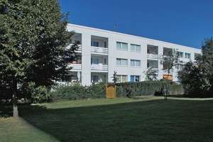Ihr neuer Lieblingsplatz in Detmerode-Frisch modernisierte Wohnung mit Loggia