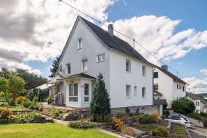 Gepflegtes Ein- bis Zweifamilienhaus mit PV-Anlage auf großem Grundstück in Ortsrandlage – Die vollständige Adresse der Immobilie erhältst du vom Anbieter., 55469 Nannhausen – Vorschaubild 10