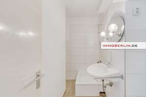 IMMOBERLIN.DE - Top-Lage! Helle 1-Zimmer-Wohnung mit Loggia in Zehlendorf – Die vollständige Adresse der Immobilie erhältst du vom Anbieter., 14167 Zehlendorf, Berlin – Vorschaubild 5