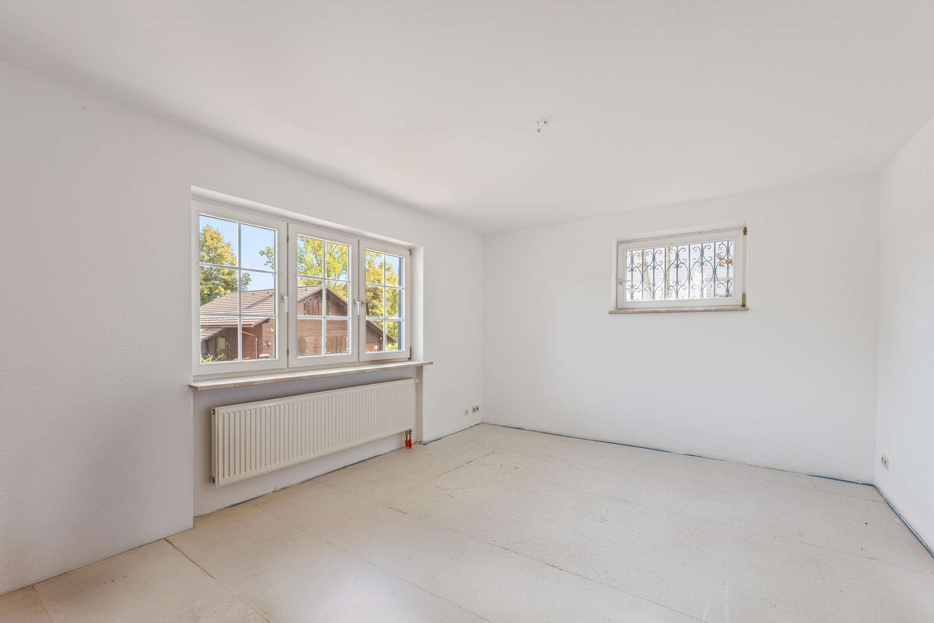 Immobilie in Herrischried - Natur. Ruhe. Zuhause. - Freistehendes EFH in traumhafter Schwarzwaldlage in Herrischried! - Bild 3