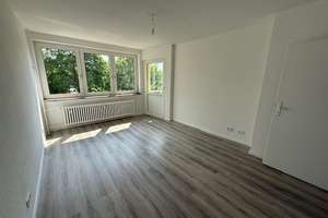 Zeit zum Entspannen! Moderne 2-Zi.-Wohnung! Traumhafter Ausblick! Balkon in abs. ruhiger Süd-Lage! – Schwarzenberger Straße 29, 47226 Rheinhausen-Mitte, Duisburg – Vorschaubild 6