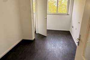 Stilvolle Altbauwohnung mit Fischgrätparkett, neuem Bad & parkähnlichem Garten im Bismarckviertel – Die vollständige Adresse der Immobilie erhältst du vom Anbieter., 47799 Cracau, Krefeld – Vorschaubild 13