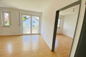 Lebendig wohnen: 2-Zimmer-Wohnung mit Balkon in Ingolstadt NordOst – Die vollständige Adresse der Immobilie erhältst du vom Anbieter., 85055 Nordost, Ingolstadt – Vorschaubild 2