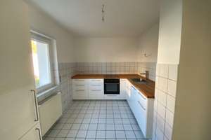 Helle und ruhige 4 Zimmer Wohnung mit Einbauküche in Stuttgart – Die vollständige Adresse der Immobilie erhältst du vom Anbieter., 70435 Zuffenhausen-Mitte, Stuttgart – Vorschaubild 8