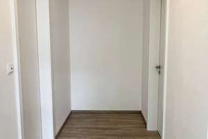 Moderne 2-Zimmer-Wohnung mit EBK, PKW-Stellplatz und Terrasse in zentraler Lage – 34121 Niederzwehren, Kassel – Vorschaubild 11