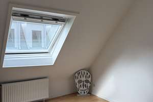 "THE OLD TOWN" VERMIETETE 2 ZIMMER - SUPER HELL - NEUES BAD - TOP GEPFLEGT – 40213 Altstadt, Düsseldorf – Vorschaubild 3