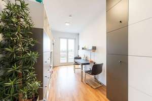 Penthouse-Feeling im Grünen: Großzügige 4-Zimmer-Wohnung mit Terrasse und Balkon in Berlin-Britz – Die vollständige Adresse der Immobilie erhältst du vom Anbieter., 12347 Britz, Berlin – Vorschaubild 6