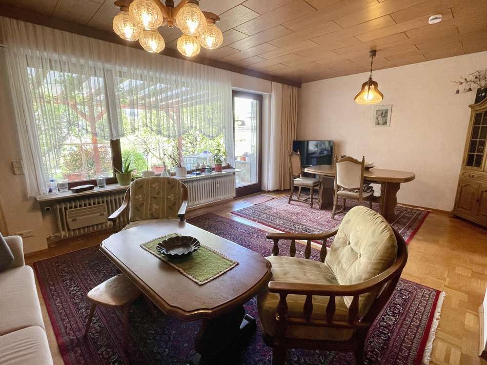 Wohnzimmer und Essbereich
