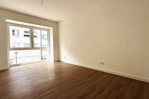 moderne, super zentrale  2-Zimmerwohnung mit Einbauküche und Balkon – Hohenzollernstraße 26, 40211 Stadtmitte, Düsseldorf – Vorschaubild 10