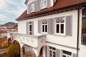 Charme, Raum und Geschichte – ein besonderes Zuhause in Albstadt-Ebingen – Die vollständige Adresse der Immobilie erhältst du vom Anbieter., 72458 Albstadt – Vorschaubild 1
