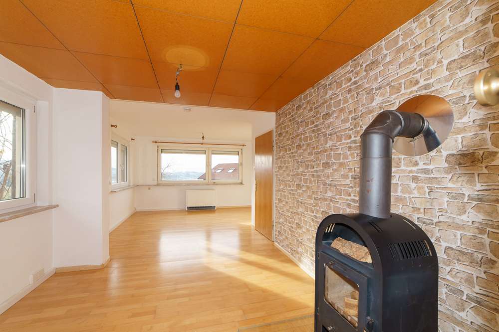 Immobilie in Oberkirch - Die Belohnung für langes suchen - ZFH mit Ferienwohnung. - Bild 5