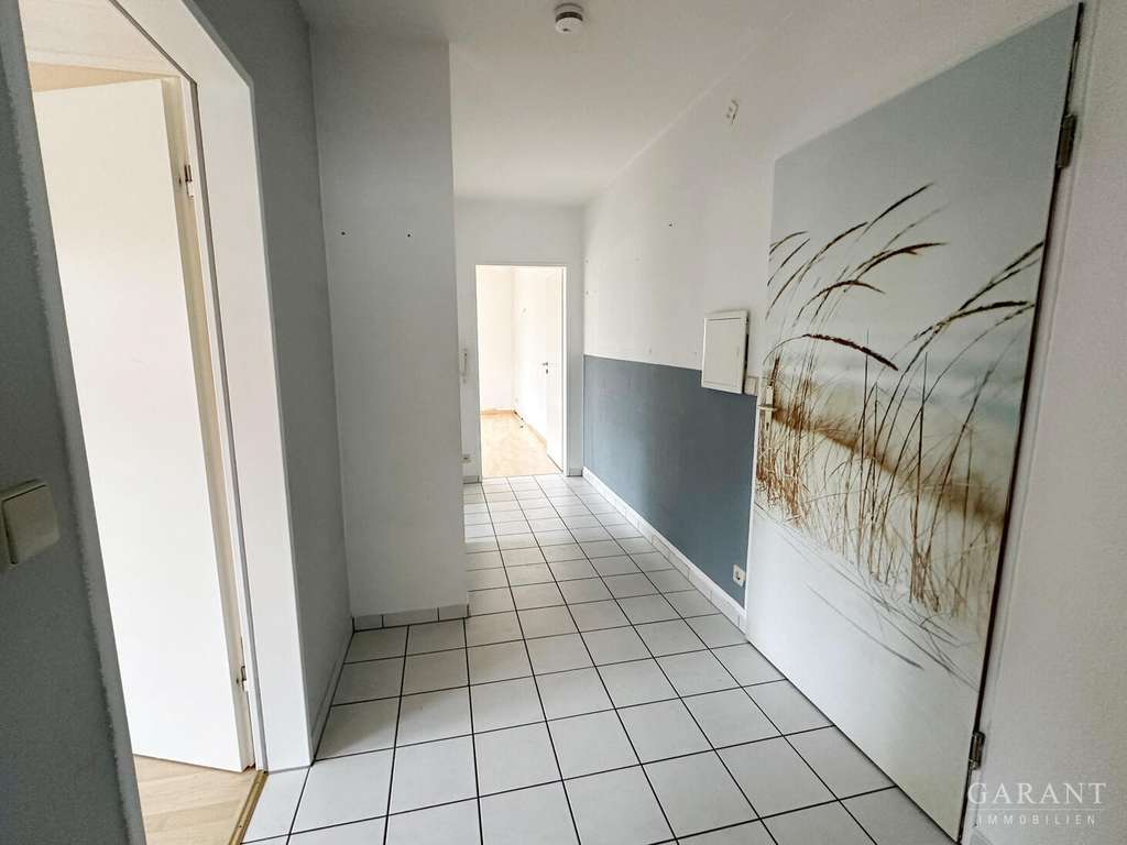 Immobilie in Renningen - Attraktives, gepflegtes Mehrfamilienhaus mit Balkonen und Garagen! - Bild 2