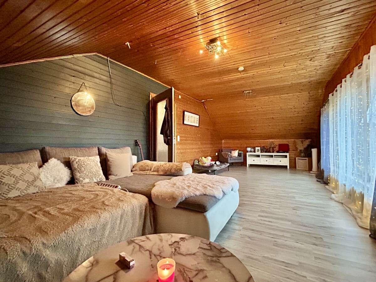 Immobilie in Müschenbach - **Attraktives Objekt als Investment oder zum Eigennutz in ruhiger Lage von Müschenbach** - Bild 9