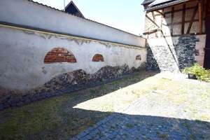 Einzigartiges, besonderes Anwesen: 1-2 FH, Scheune, Garten, Hof, Balkone – Die vollständige Adresse der Immobilie erhältst du vom Anbieter., 63695 Glauburg – Vorschaubild 49