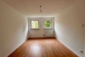 Charmante 2-Zimmer-Wohnung mit Balkon in Nürnberg – Herzogstandstraße 4, 90471 Langwasser Nordwest, Nürnberg – Vorschaubild 2