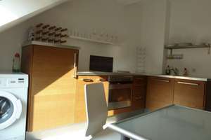 Apartment möbliert im Dachgeschoss mit Terrasse  In Flingern Nord – Lindenstraße 144, 40233 Flingern Nord, Düsseldorf – Vorschaubild 2