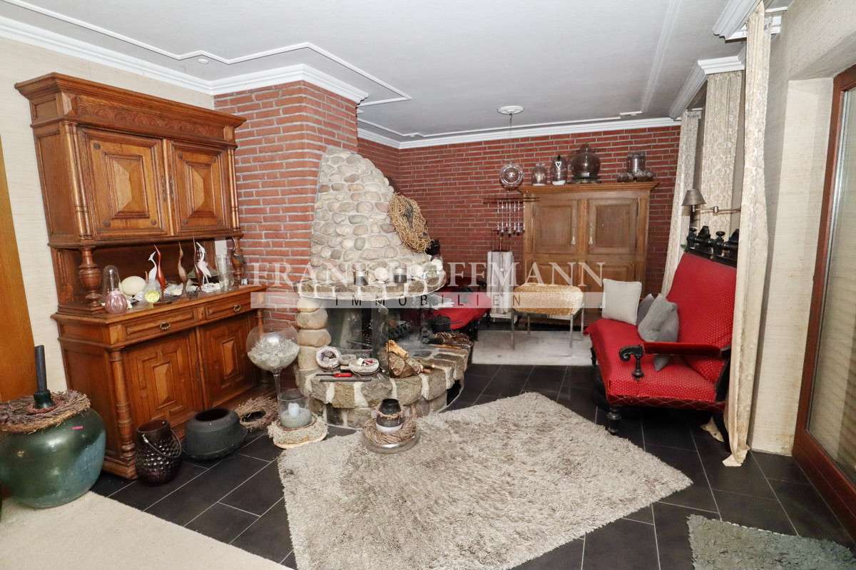 Immobilie in Kaltenkirchen - Traumhaftes Einfamilienhaus in ruhiger Sackgassenendlage mit großem Grundstück in Kaltenkirchen - Bild 9