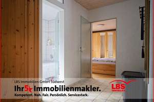 Nutzen Sie das Potenzial – Sanierungsobjekt mit Garten für Ihre Visionen – Die vollständige Adresse der Immobilie erhältst du vom Anbieter., 75015 Bretten – Vorschaubild 3