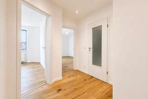 Umfassend modernisierte 2-Zimmer-Wohnung mit Balkon, Aufzug und Kellerraum im Zentrum Düsseldorfs! – Gerresheimer Straße 65, 40211 Stadtmitte, Düsseldorf – Vorschaubild 8