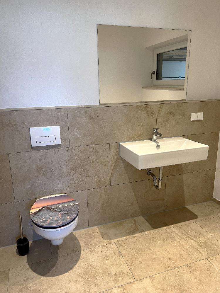 Immobilie in Buch am Erlbach - Ruhiges Wohnen mit hohen Standard - Neuwertige Doppelhaushälfte mit Doppelgarage - Bild 8