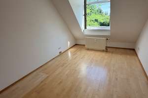 Raumwunder in Bogenhausen: 2,5-Zimmer Wohnung (ca.75m² Nutzfläche) mit Balkon – Schnorr-von-Carolsfeld-Straße 15, 81927 Englschalking, München – Vorschaubild 9