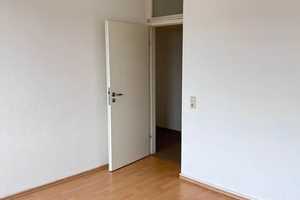 Schöne 90qm Wohnung 4-Zimmer Chemnitz Innenstadt (WG - Studenten) – Elisenstrasse 14, 9111 Chemnitz – Vorschaubild 10