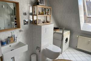 ZWISCHENMIETE 9 Monate I Wunderschöne, möblierte 2-Zimmer Maisonette Dachgeschoss Wohnung am Boxi – Boxhagener Straße 87, 10245 Friedrichshain, Berlin – Vorschaubild 5