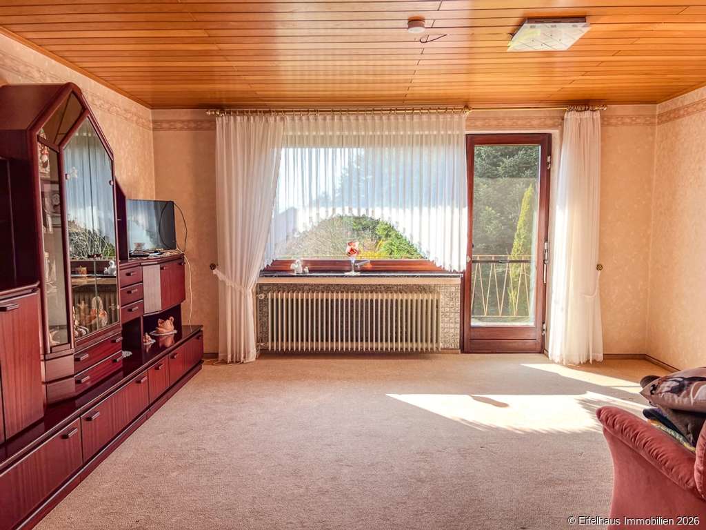 Immobilie in Bad Münstereifel - Bad Münstereifel-Rupperath, bezugsfreies Einfamilienhaus mit Ausbaupotential ... - Bild 4