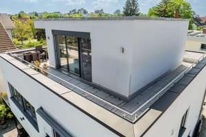 Design, Raum und Flexibilität – eine moderne Bauhausvilla mit Pool für alle Lebensphasen – Die vollständige Adresse der Immobilie erhältst du vom Anbieter., 81825 Gartenstadt Trudering, München – Vorschaubild 30