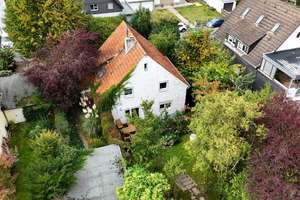Freistehendes Einfamilienhaus in ruhig gelegener Straße mit Entfaltungspotenzial – Die vollständige Adresse der Immobilie erhältst du vom Anbieter., 51067 Holweide, Köln – Vorschaubild 7