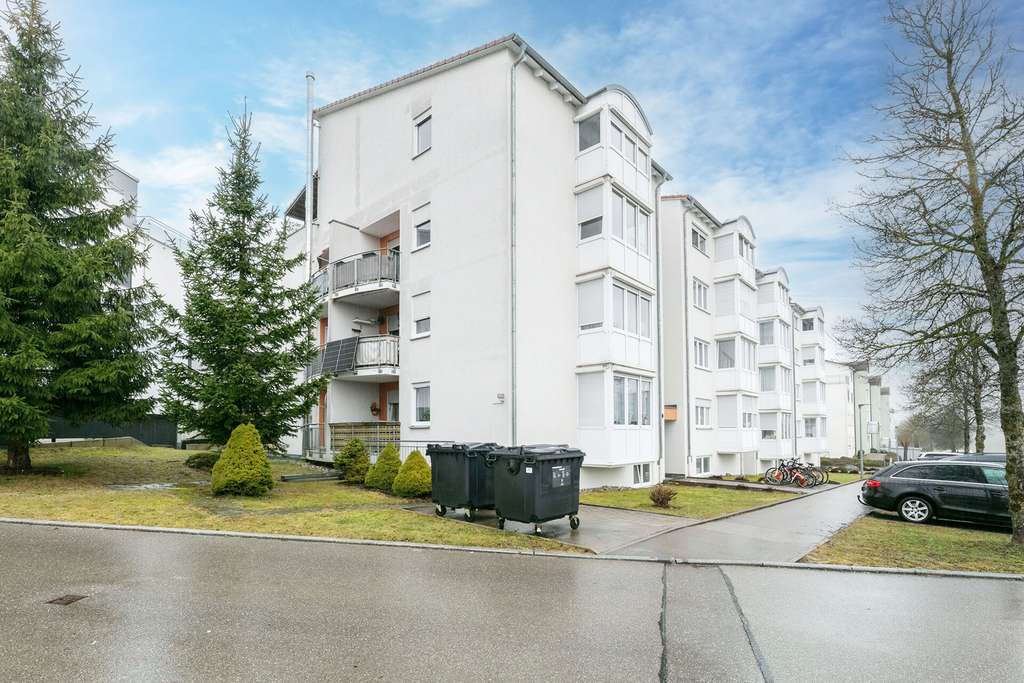 Immobilie in Laichingen - Anlage oder Ihr neues Zuhause? 
2-Zimmer-Wohnung mit Balkon in toller Lage - Bild 0