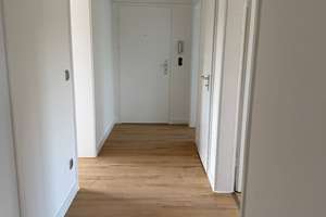 Renovierte Dachgeschosswohnung in ruhiger und dennoch zentraler Lage im beliebten Essen-Kettwig! – Schulstraße 16A, 45219 Kettwig, Essen – Vorschaubild 10
