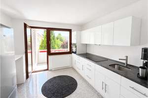 Planbar freie 2,5-Zimmer-Wohnung mit Balkon, Einbauküche und Aufzug