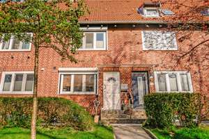 Viel Haus auf kompaktem Raum – teilmodernisiertes Reihenmittelhaus – Die vollständige Adresse der Immobilie erhältst du vom Anbieter., 24147 Elmschenhagen, Kiel – Vorschaubild 4