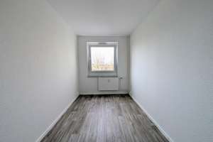 Helle, freundliche 4-Raumwohnung mit top Aussicht aus oberster Etage – Dr.-Salvador-Allende-Straße 14, 9119 Kappel, Chemnitz – Vorschaubild 14
