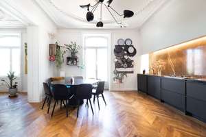 Herrschaftliche Luxus-Stil-Altbauwohnung in Gründerhaus