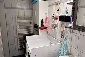 Großzügige 4-Zimmer-Eigentumswohnung mit Balkon in Duisburg-Rheinhausen - provisionsfrei von privat – Die vollständige Adresse der Immobilie erhältst du vom Anbieter., 47226 Hochemmerich, Duisburg – Vorschaubild 2