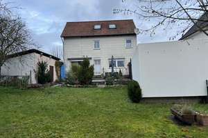 Gemütliches Haus mit viel Potential – Heckenbweg 37b, 96450 Mitte, Coburg – Vorschaubild 1