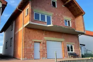 Zwei Häuser auf einen Streich – Erdmannroder Straße 11, 36277 Hersfeld-Rotenburg (Kreis) – Vorschaubild 13
