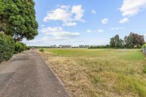 Bungalow in großartiger Lage in Himmelgeist – 40589 Himmelgeist, Düsseldorf – Vorschaubild 20
