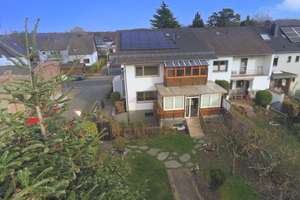 Großzügiges Zuhause mit neuer Wärmepumpe - jetzt modernisieren und gestalten ! – Die vollständige Adresse der Immobilie erhältst du vom Anbieter., 52372 Kreuzau – Vorschaubild 1