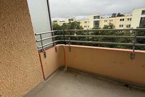 Vollmöbliertes helles Zimmer in 3-WG mit dem Balkon ab dem ersten September 2025  – Gerhart-Hauptmann-Ring 5, 81737 München – Vorschaubild 5