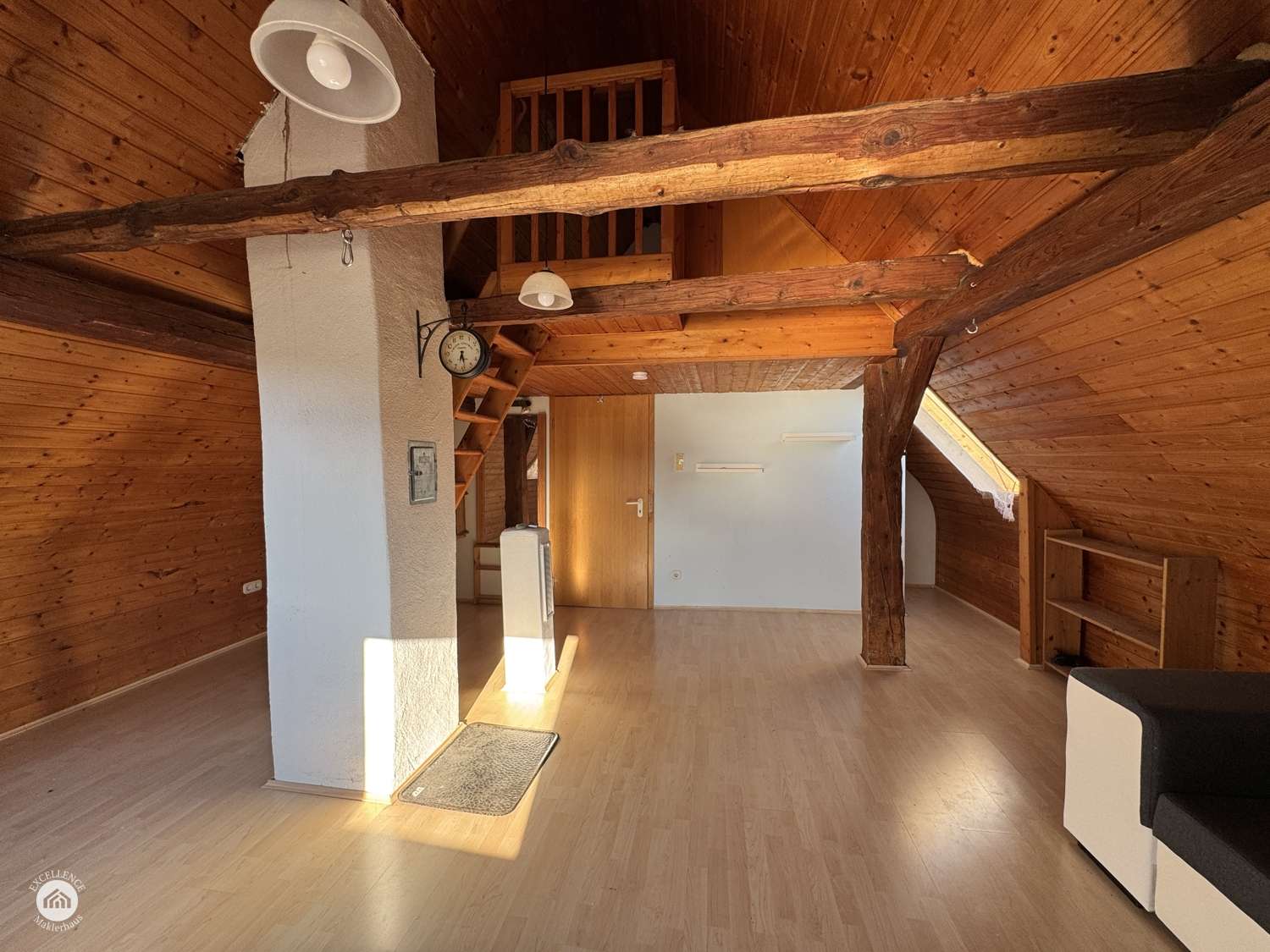 Immobilie in Münsterhausen - HISTORISCHES EINFAMILIENHAUS mit großem Garten und Scheune -*Käuferprovisionsfrei* - Bild 12