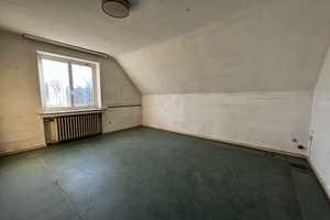 Freistehendes Einfamilienhaus mit Garage und Garten – Krefeld – Vorschaubild 7