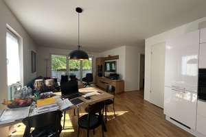Neuwertige Vierzimmerwohnung mit Balkon, Küche und Tiefgarage in Wiesbaden – Die vollständige Adresse der Immobilie erhältst du vom Anbieter., 65197 Rheingauviertel / Hollerborn, Wiesbaden – Vorschaubild 1