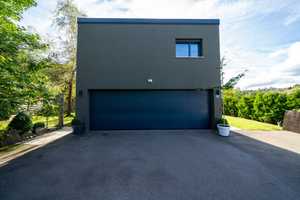 Luxuriös, modern und funktionell - Neuwertiges Effizienzhaus Plus in Unterkirnach bei Villingen – Schwarzwald-Baar-Kreis – Vorschaubild 7