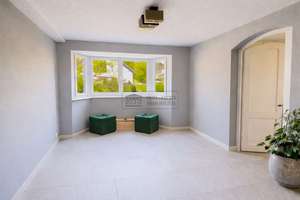 Einfamilienhaus in Buckow: Wintergarten, Pool und 4 Garagen auf 1.800 m² – 15377 Buckow (Märkische Schweiz) – Vorschaubild 4