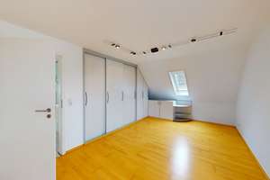 Stilvolles Wohnen: Helle 4-Zimmer-Wohnung mit Südbalkon und Garage zum Kauf in Mainz-Marienborn – Die vollständige Adresse der Immobilie erhältst du vom Anbieter., 55127 Marienborn, Mainz – Vorschaubild 10