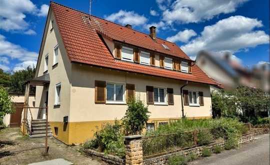 Großzügiges 1-2-Familienhaus (renovierungsbedürftig) in ruhiger Lage